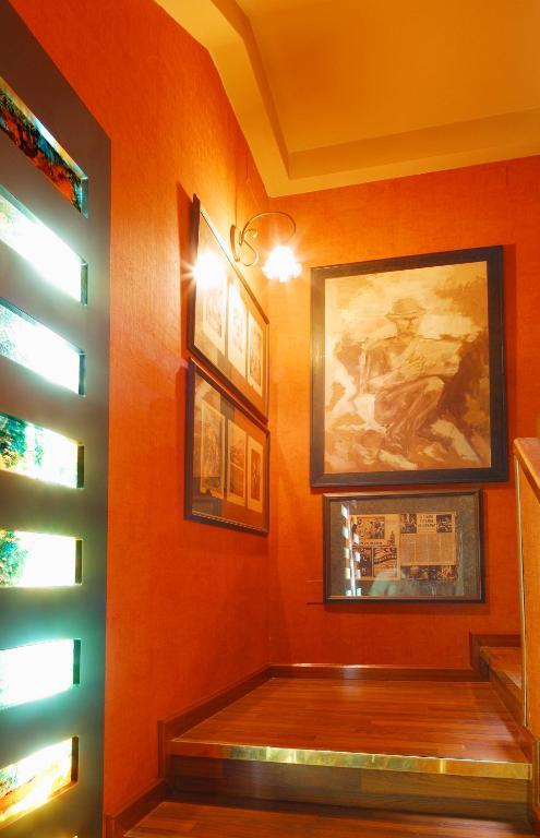 Hotel Avenida Real Villaviciosa  Εξωτερικό φωτογραφία
